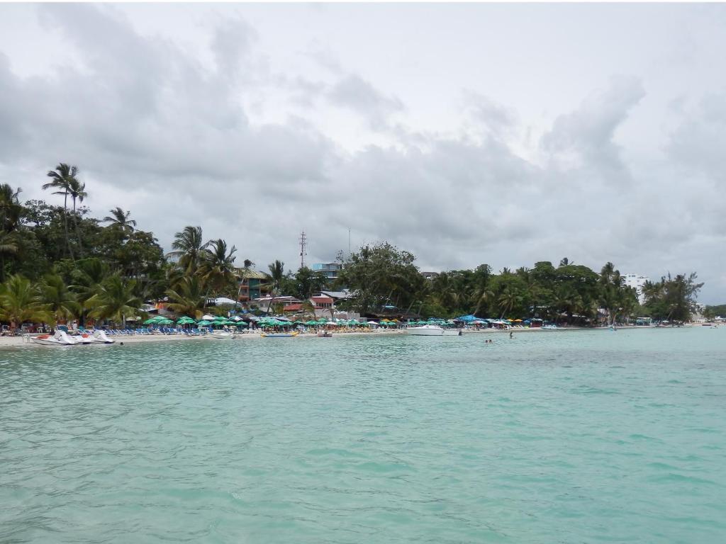 Hotel Garant & Suites Boca Chica Exterior photo